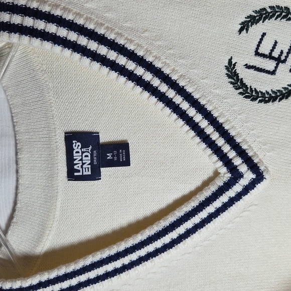 Lands' End Women's Ivory V-Neck Sweater with Navy Trim - Picture 6 of 7